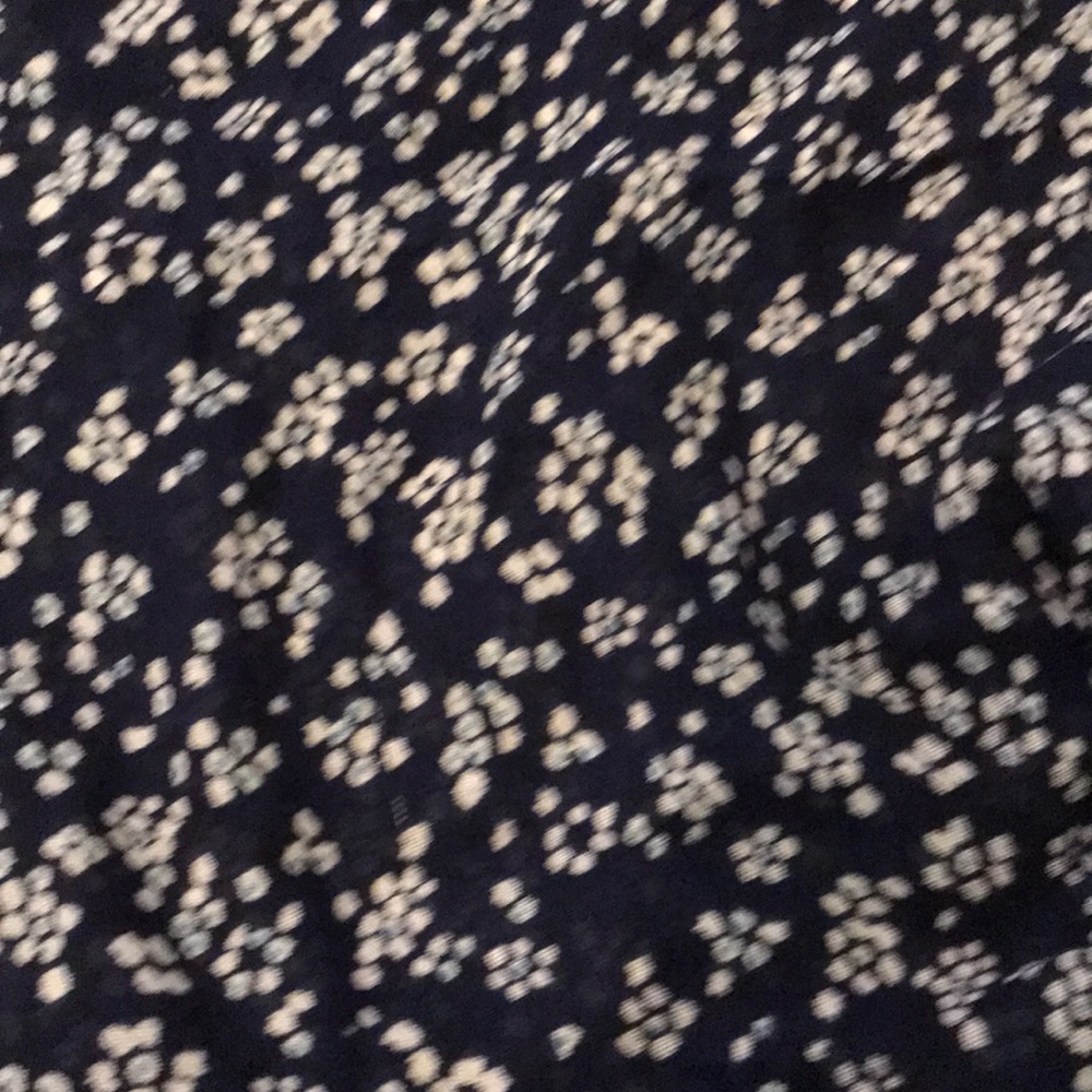2 patterned infinity scarves - Picture 2 of 3